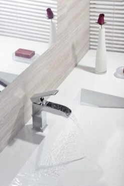 Paffoni Level - Wastafelkraan Met Waste, Chroom LES065CR 7 Paffoni Level - Wastafelkraan Met Waste, Chroom LES065CR -Geberit Winkel 3b5a108d40f33b04fe3a3c71